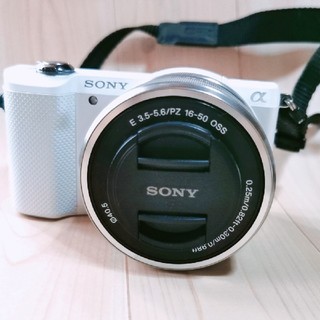 ソニー(SONY)のSONY デジタル一眼カメラ α5000 ＠すみ様専用(デジタル一眼)