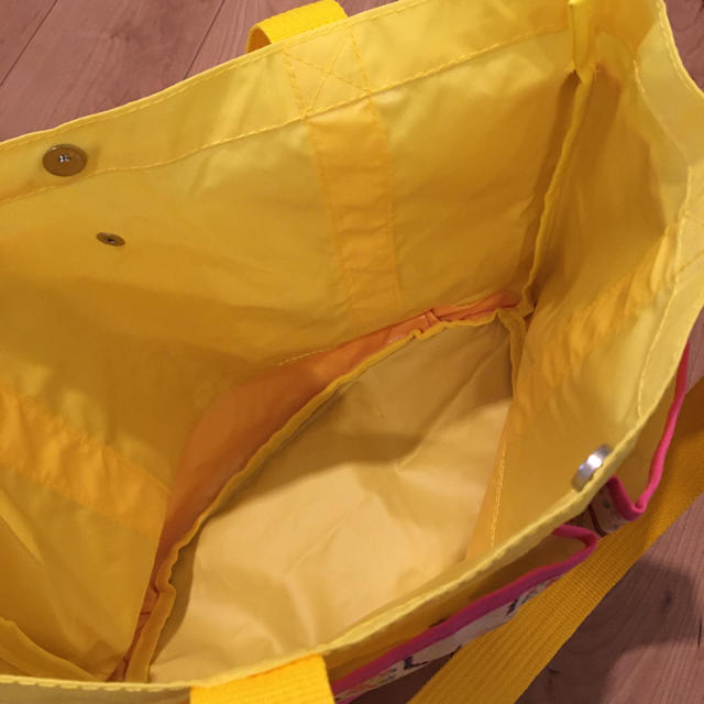 titicaca(チチカカ)の新品未使用品 チチカカ サンクリストバル柄 3ポケット トートバッグ ナイロン レディースのバッグ(トートバッグ)の商品写真
