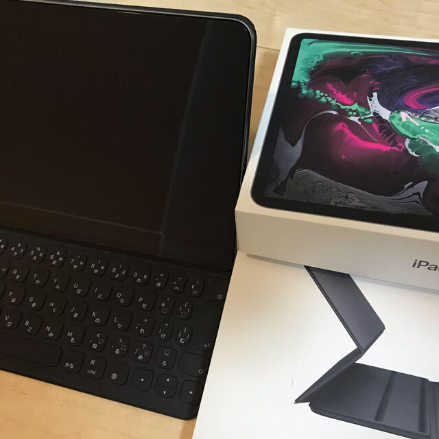 2022年秋冬新作 Apple - iPad Pro11inch 256GBWi-Fi smart keyboard