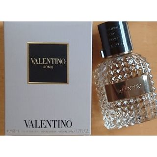 ヴァレンティノ(VALENTINO)のヴァレンティノ VALENTINO ウオモ オードトワレ 50ml(香水(男性用))