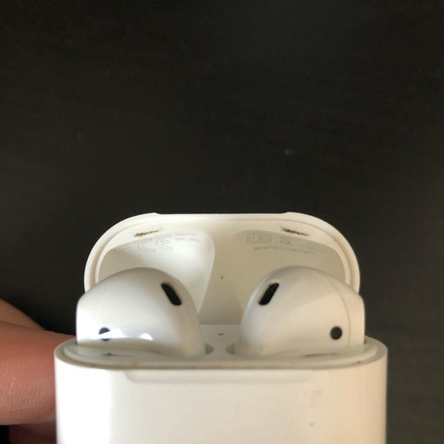 AirPods