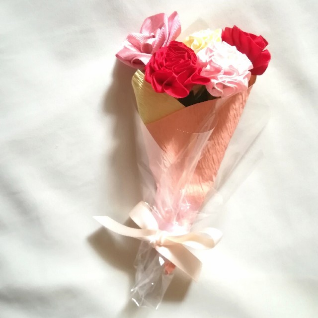 リボンフラワーの花束［mini］母の日 ピンクバラmix 母の日ギフトおすすめ ハンドメイドのフラワー/ガーデン(その他)の商品写真