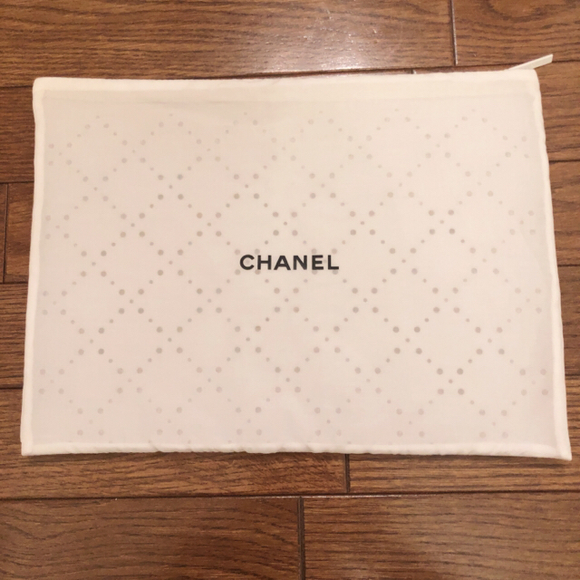 CHANEL(シャネル)のシャネル  洋服保存袋  レディースのバッグ(ショップ袋)の商品写真
