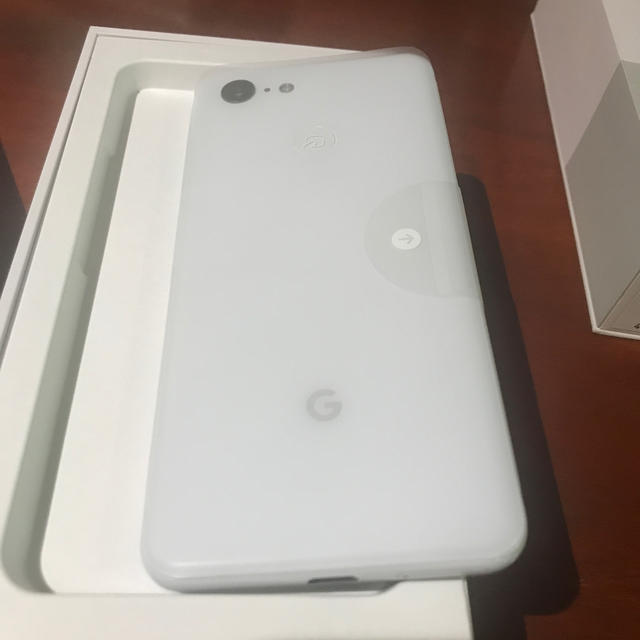 SIMロック解除　pixel3 64GB ClearlyWhite スマホ/家電/カメラのスマートフォン/携帯電話(スマートフォン本体)の商品写真