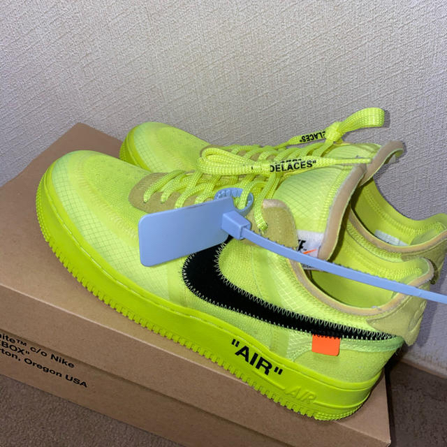 off-white NIKEスニーカー