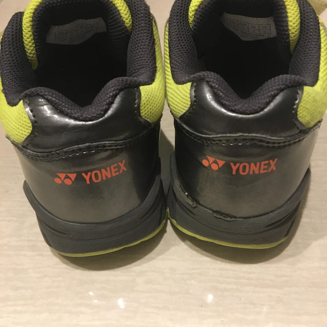 YONEX(ヨネックス)のヨネックス　テニスシューズ キッズ/ベビー/マタニティのキッズ靴/シューズ(15cm~)(アウトドアシューズ)の商品写真