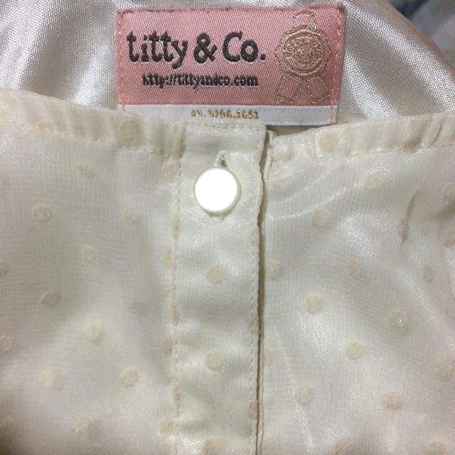 titty&co(ティティアンドコー)のtitty&co ドットブラウス レディースのトップス(シャツ/ブラウス(半袖/袖なし))の商品写真