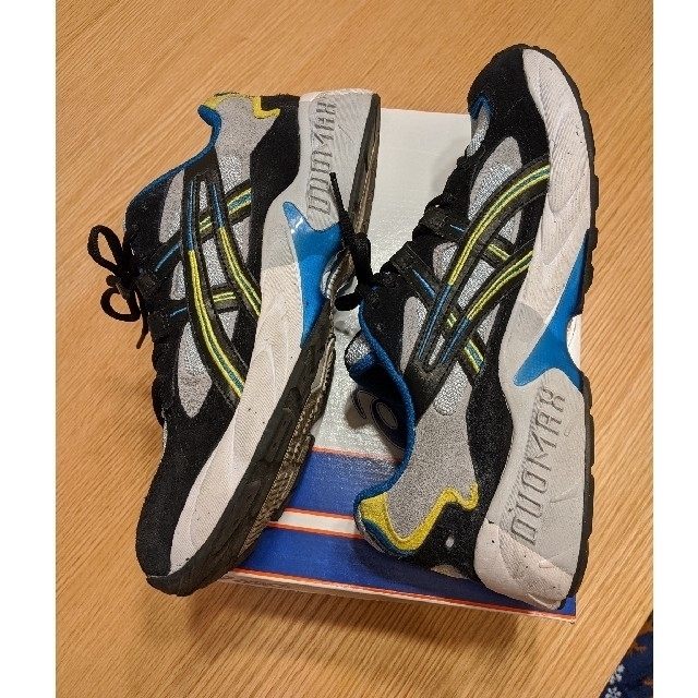 asics(アシックス)のアシックス　メンズシューズ　２７cm メンズの靴/シューズ(スニーカー)の商品写真