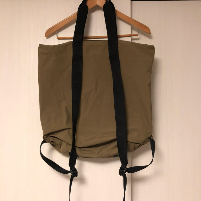UNIQLO(ユニクロ)の今期ユニクロU未使用トートバッグ&リュック レディースのバッグ(リュック/バックパック)の商品写真