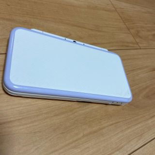 ニンテンドー2DS(ニンテンドー2DS)の任天堂2DSパープル　充電器付き(携帯用ゲーム機本体)