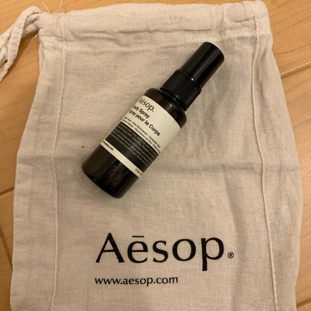 Aesop(イソップ)のイソップ ボディースプレー14 巾着付き コスメ/美容のボディケア(制汗/デオドラント剤)の商品写真