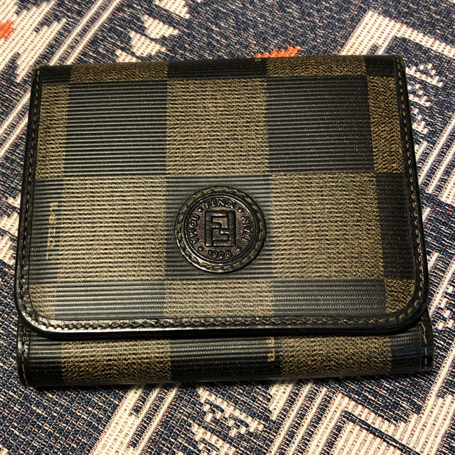FENDI(フェンディ)のFENDI 三つ折り 財布 レディースのファッション小物(財布)の商品写真