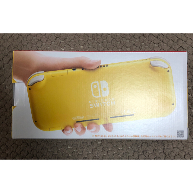 Nintendo Switch(ニンテンドースイッチ)のニンテンドースイッチ　Switch Lite イエロー エンタメ/ホビーのゲームソフト/ゲーム機本体(携帯用ゲーム機本体)の商品写真