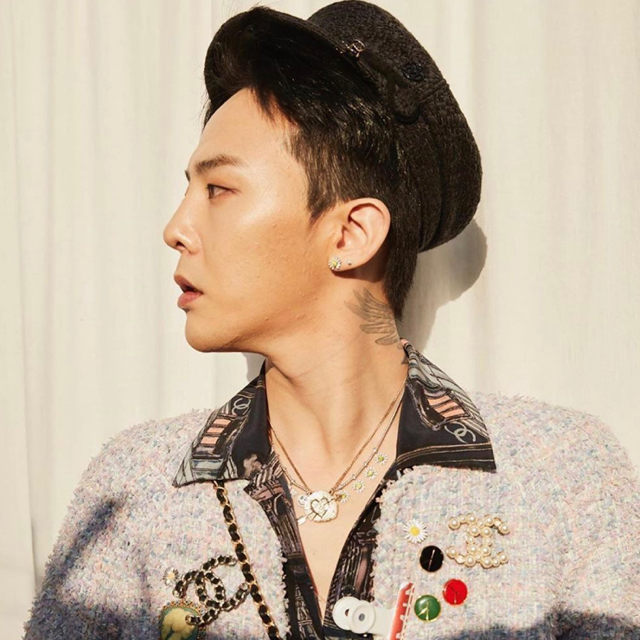 BIGBANG(ビッグバン)のgdragon 着用 ピアス アイファニー タイプ　peaceminusone メンズのアクセサリー(ピアス(両耳用))の商品写真