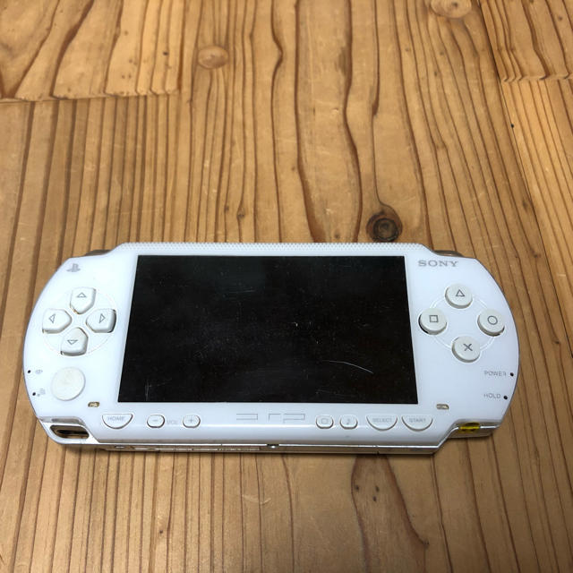 PlayStation Portable(プレイステーションポータブル)のPSP1000 エンタメ/ホビーのゲームソフト/ゲーム機本体(携帯用ゲーム機本体)の商品写真