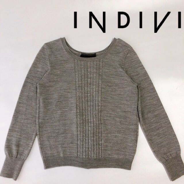 INDIVI(インディヴィ)のまゆ様専用　異素材MIX✨INDIVI グレーニット&オフホワイト×ベージュ　 レディースのトップス(ニット/セーター)の商品写真