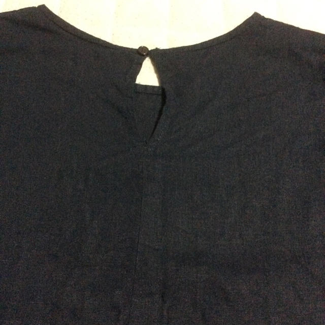 GU(ジーユー)のGU リネンフリルシャツ Sサイズ レディースのトップス(シャツ/ブラウス(半袖/袖なし))の商品写真