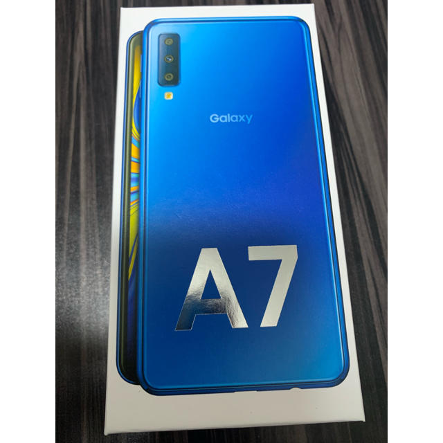 ANDROID(アンドロイド)のgalaxy A7 64GB ブルー　SIMフリー スマホ/家電/カメラのスマートフォン/携帯電話(スマートフォン本体)の商品写真