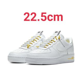 ナイキ(NIKE)のNIKE エアフォース1 ラックス ホワイト/クローム イエロー 22.5cm(スニーカー)