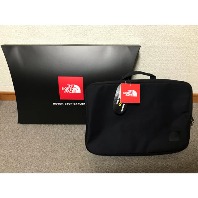 THE NORTH FACE(ザノースフェイス)の未使用品ノースフェイス　PCブリーフケース　シャトルラップトップブリーフ メンズのバッグ(ビジネスバッグ)の商品写真