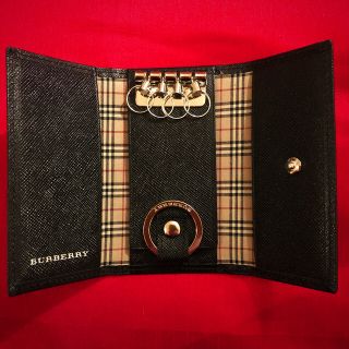 バーバリーブラックレーベル(BURBERRY BLACK LABEL)の【ニコさま専用】バーバリー　キーケース　ギフトボックス　黒　未使用品(キーケース)