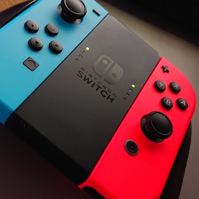 joy-con ジャンク品 エンタメ/ホビーのゲームソフト/ゲーム機本体(その他)の商品写真