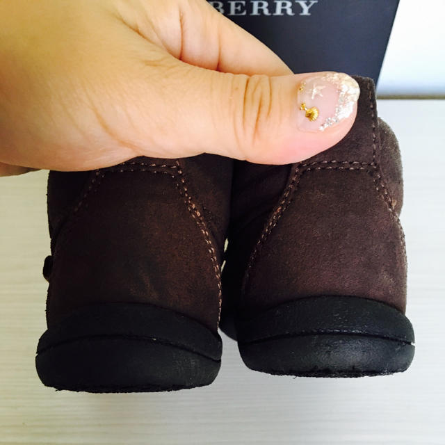 BURBERRY(バーバリー)のBURBERRY シューズ 12.5cm♡  箱無し キッズ/ベビー/マタニティのベビー靴/シューズ(~14cm)(スニーカー)の商品写真