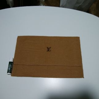 ルイヴィトン(LOUIS VUITTON)のLOUIS VUITTON☆保存袋☆非売品☆小物入れ☆ヴィトン(ショップ袋)