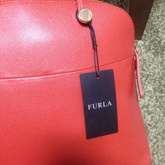 Furla(フルラ)の今週のみ値下げ！フルラ＊新品パイパー レディースのバッグ(ショルダーバッグ)の商品写真