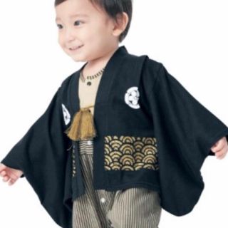 90cm❤︎紋付き羽織り袴ロンパース男の子黒　袴風カバーオールはかま初節句 (和服/着物)