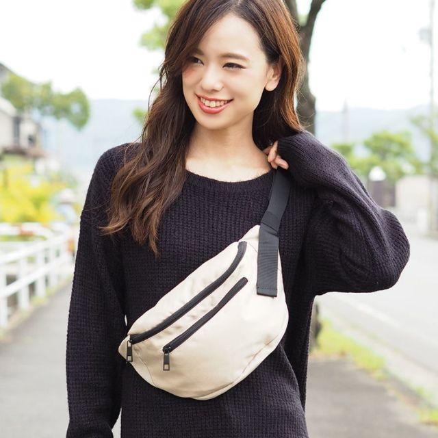 ウエストポーチ ベージュ レディース おしゃれ 斜めがけ ウエストバッグ の通販 By Kaza S Shop ラクマ ウエストポーチ ベージュ レディース おしゃれ 斜めがけ ウエストバッグ の通販 By Kaza S Shop ラクマ