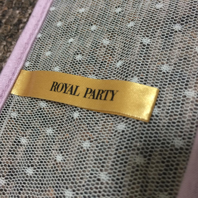 ROYAL PARTY(ロイヤルパーティー)のROYAL PARTYチュール透けロンT レディースのトップス(カットソー(長袖/七分))の商品写真