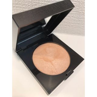 ローラメルシエ(laura mercier)の【ローラ メルシエ】マットラディアンス　ベイクドパウダー ハイライト01(フェイスパウダー)