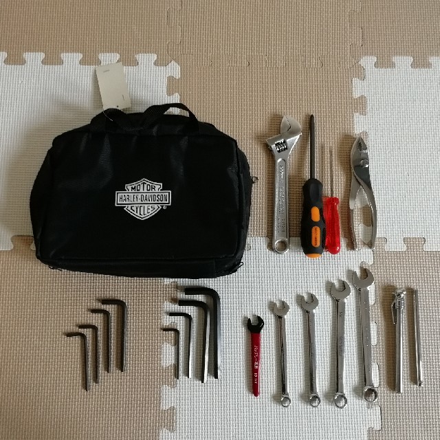 ハーレー 純正 車載工具 工具セット - メンテナンス ハーレー 純正 車載工具 工具セット - メンテナンス
