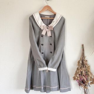 アクシーズファム(axes femme)の制服風axes femmeセーラーワンピース　春物！グレーピンクリボン長袖量産型(ひざ丈ワンピース)