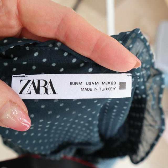ZARA(ザラ)のZARA シフォンブラウス　M レディースのトップス(シャツ/ブラウス(長袖/七分))の商品写真