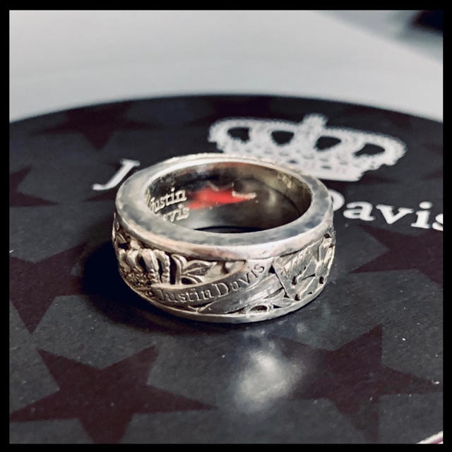 Justin Davis(ジャスティンデイビス)のJUSTIN DAVIS ジャスティンデイビス 指輪 リング ローズ クラウン メンズのアクセサリー(リング(指輪))の商品写真