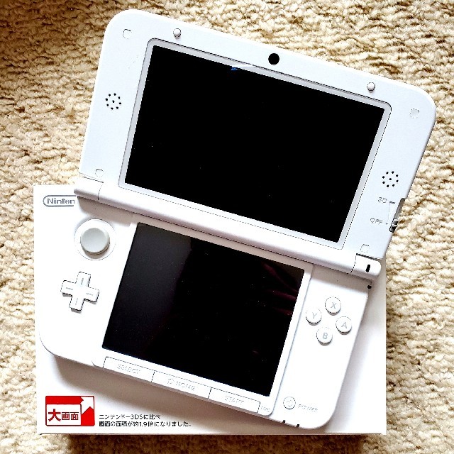 Nintendo 3DS LL / ホワイト(モンハン付き)