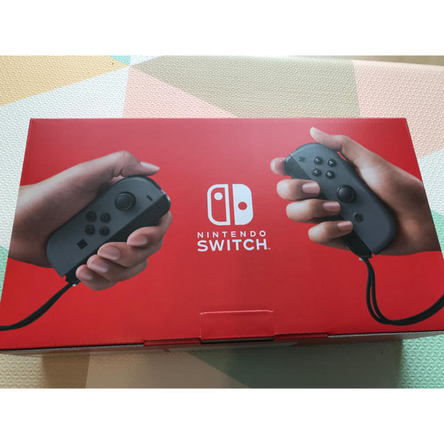 任天堂Switch本体　新型　グレー