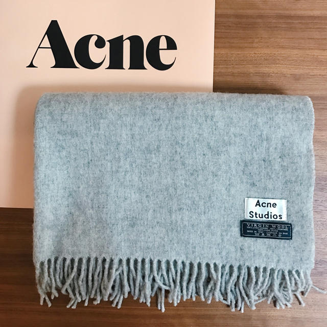 ACNE(アクネ)のyumさま 専用 レディースのファッション小物(マフラー/ショール)の商品写真