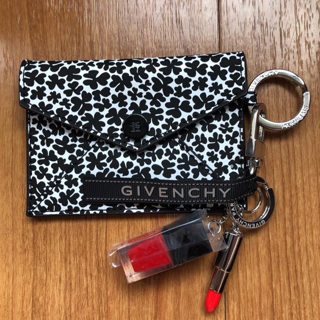 GIVENCHY(ジバンシィ)のジバンシィ☆キーホルダー　カードケース レディースのファッション小物(キーケース)の商品写真