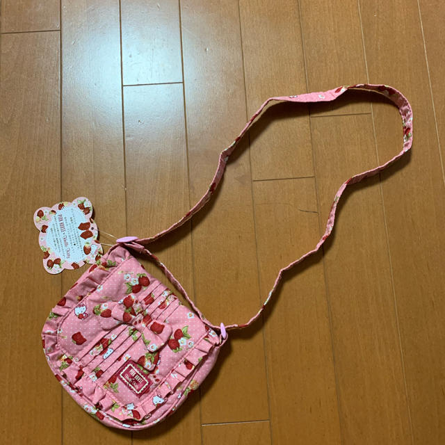 PINK HOUSE(ピンクハウス)の新品☆ ピンクハウス×ハローキティコラボのリボン付きミニショルダーバッグ キッズ/ベビー/マタニティのこども用バッグ(ポシェット)の商品写真