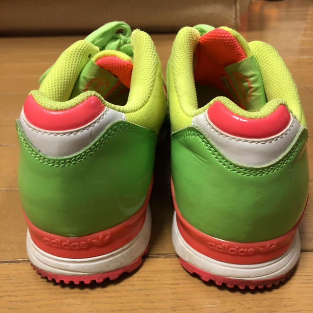 値下げ！adidas originalsスニーカー*ZX750