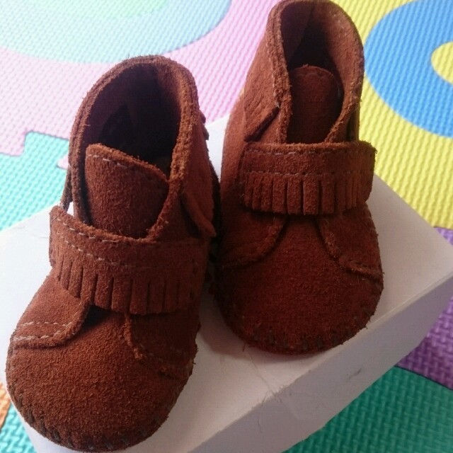 Minnetonka(ミネトンカ)のミネトンカ⭐baby キッズ/ベビー/マタニティのベビー靴/シューズ(~14cm)(ブーツ)の商品写真