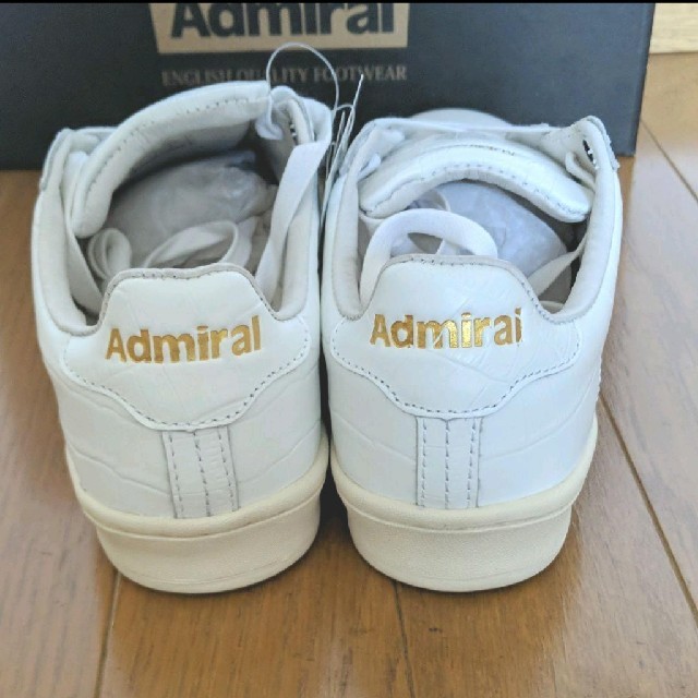 Admiral(アドミラル)の【admiral】パークランド　クロコ　白スニーカー レディースの靴/シューズ(スニーカー)の商品写真