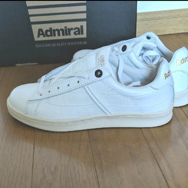 Admiral(アドミラル)の【admiral】パークランド　クロコ　白スニーカー レディースの靴/シューズ(スニーカー)の商品写真