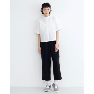 メルロー(merlot)のメルローイキュウ☆ 新品／コットンリネンフリルウエストイージーパンツ(クロップドパンツ)