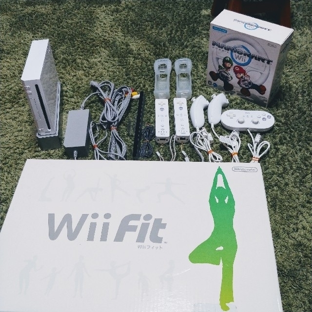 家庭用ゲーム機本体任天堂　wii本体+ソフトセット