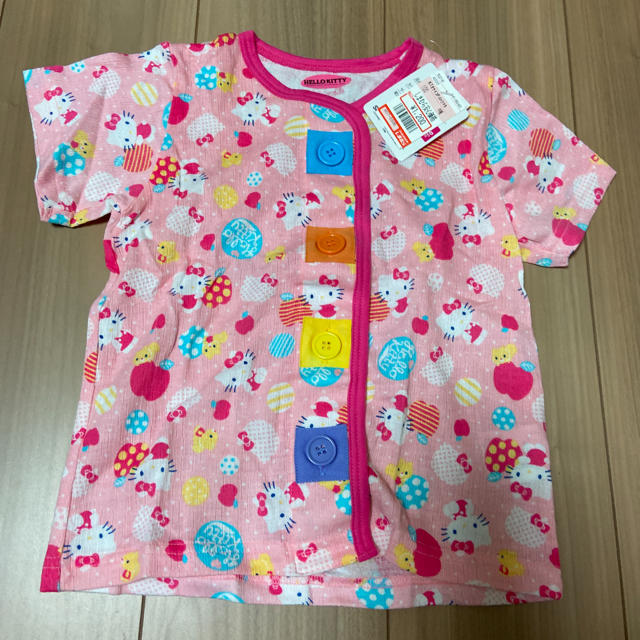 新品タグ付きキティパジャマ　100㎝ キッズ/ベビー/マタニティのキッズ服女の子用(90cm~)(パジャマ)の商品写真