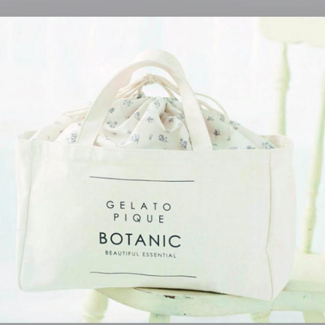 gelato pique(ジェラートピケ)のジェラートピケ　巾着型ストックバッグ　新品　未開封 レディースのバッグ(トートバッグ)の商品写真